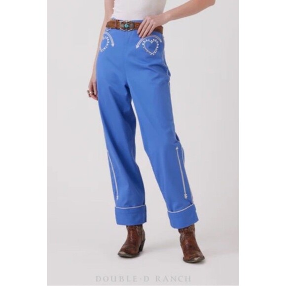 Double D Ranch Besotted Rhinestone Rolled Cuff Pants NWT Sz 4 Periwinkle Blue